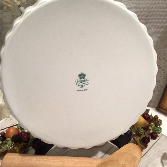 Christine Holm Hand Painted Stoneware Pie, Quiche, Pan - Picture 4 of 6